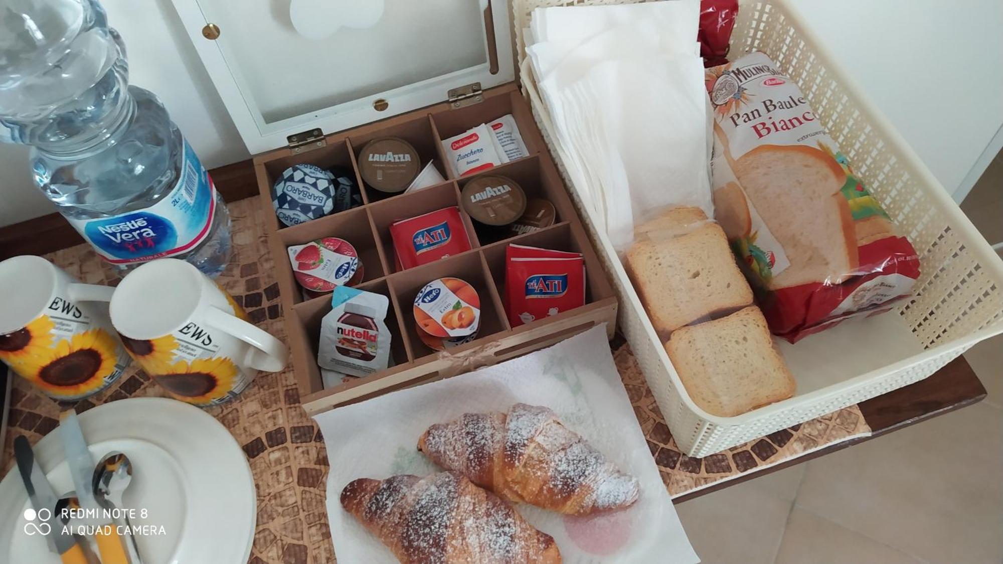 Bed & Breakfast Acquaviva Di Vullo Vincenzo Acquaviva Platani 部屋 写真